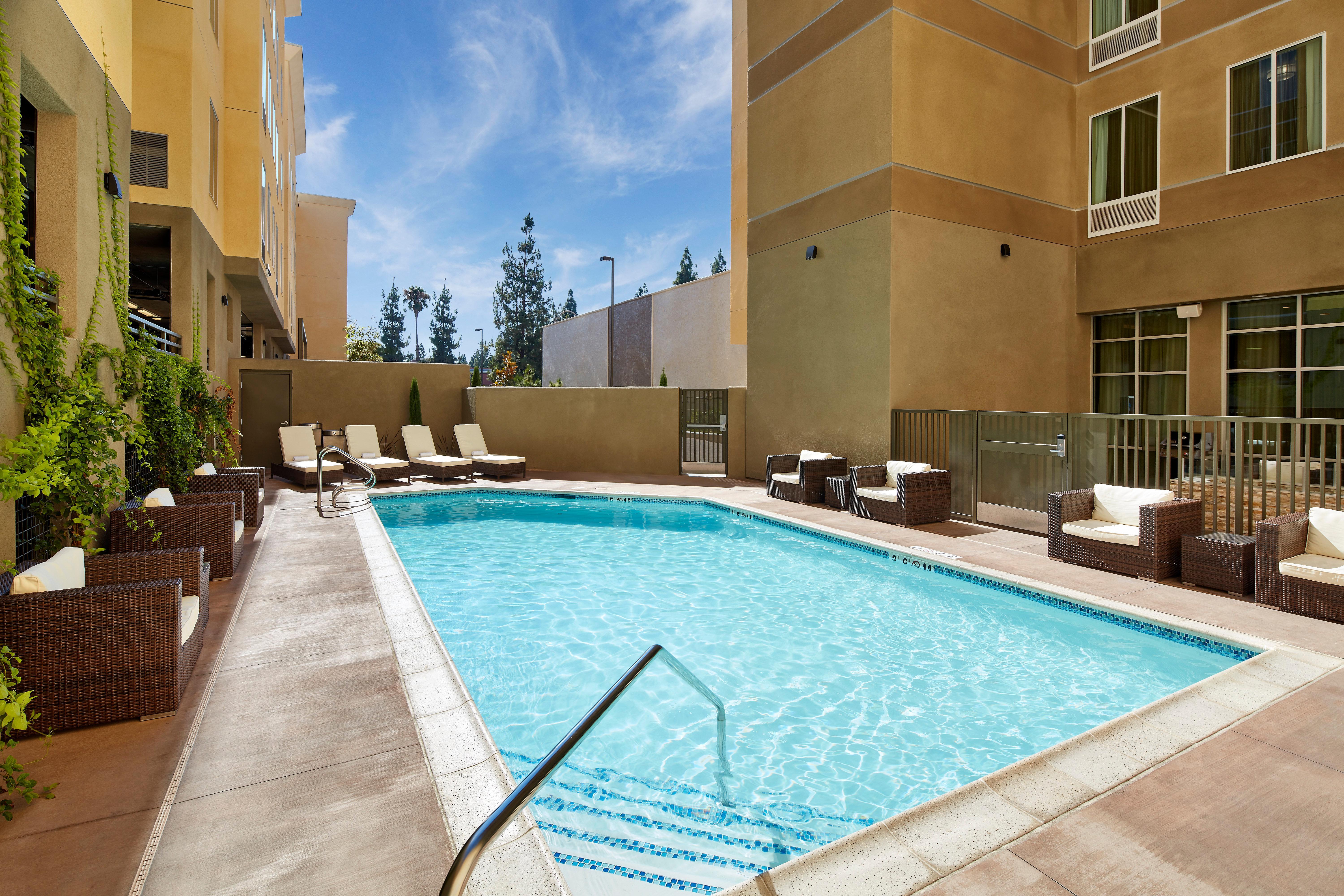 Staybridge Suites Anaheim At The Park By Ihg Exterior foto